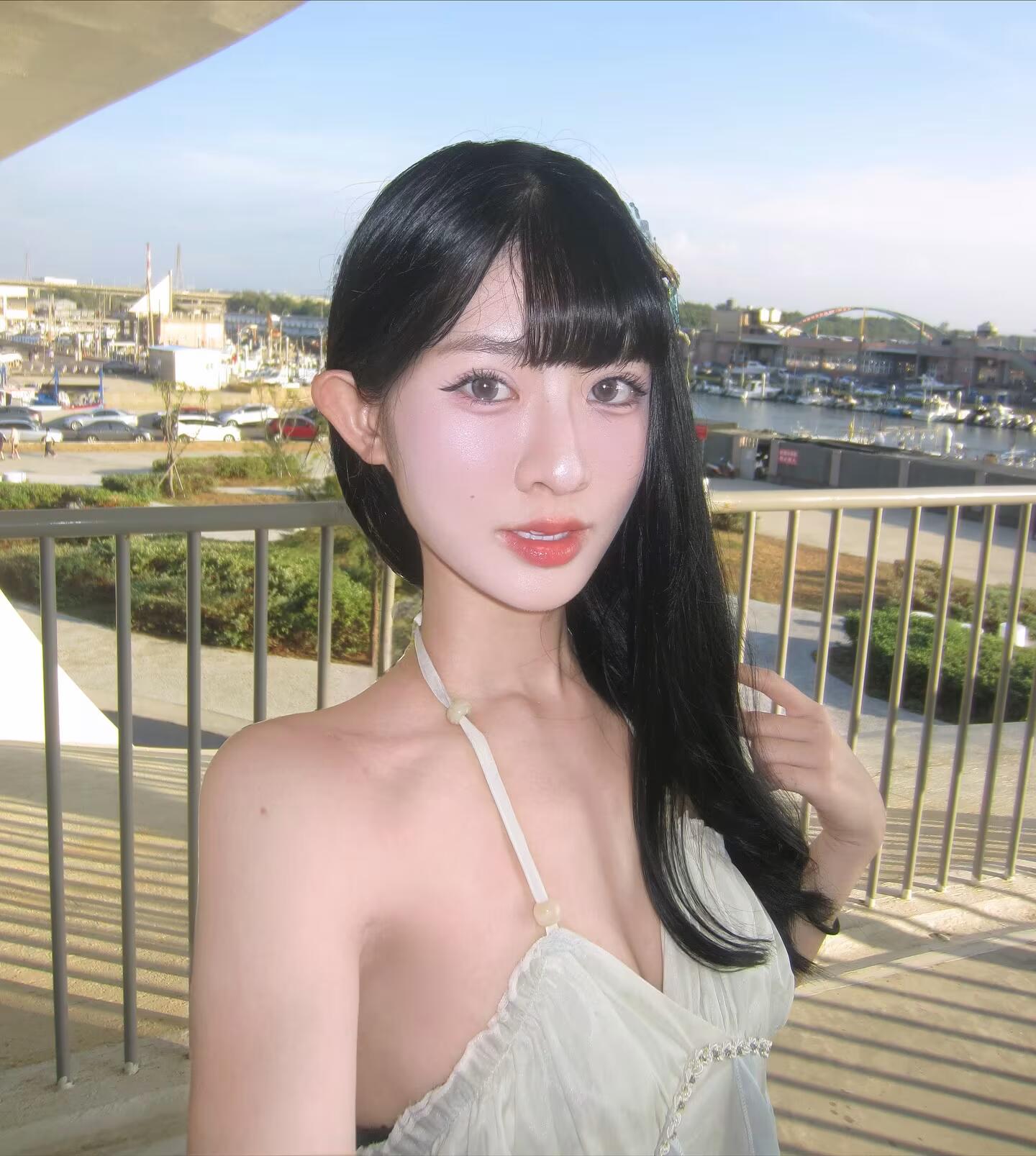 流浪地球 - 国产科幻电影